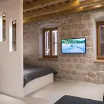 Limestone Heritage House Ξενοδοχείο με διαμερίσματα 4*