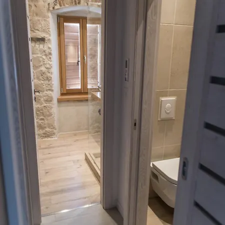Limestone Heritage House Apart Otel Trogir