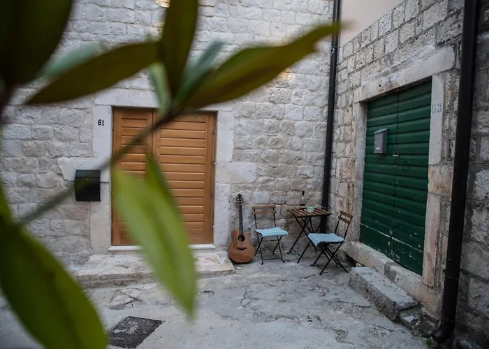 Hotel apartamentowy Limestone Heritage House 4*