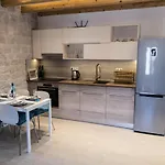 Limestone Heritage House 4*