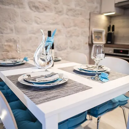Limestone Heritage House 트로기르