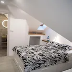 Limestone Heritage House 아파트호텔