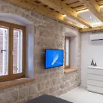 아파트호텔 Limestone Heritage House