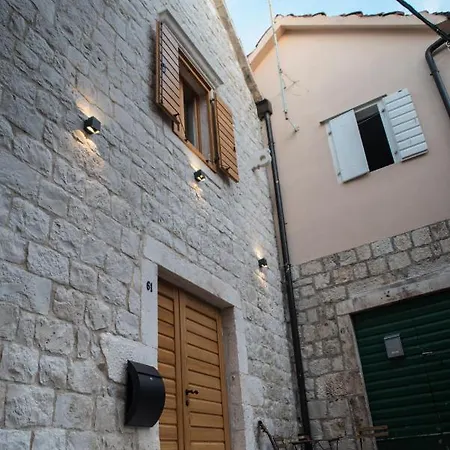 Limestone Heritage House Apartahotel Trogir