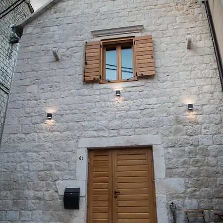 Limestone Heritage House Apartahotel Trogir