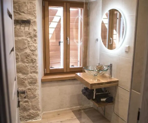 Limestone Heritage House Apartmanhotel Trogir